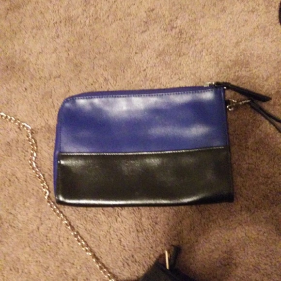 Purses - Picture 5 of 5